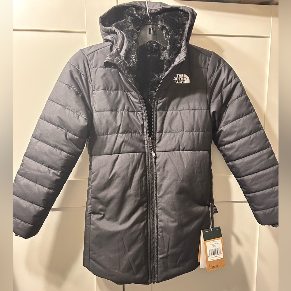 NWT The North Face Winter kids coat - black parka